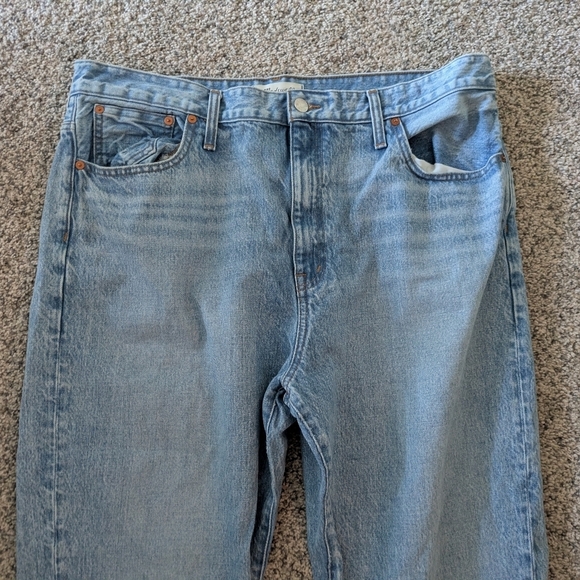 Madewell '90s Straight Jean - Picture 6 of 11